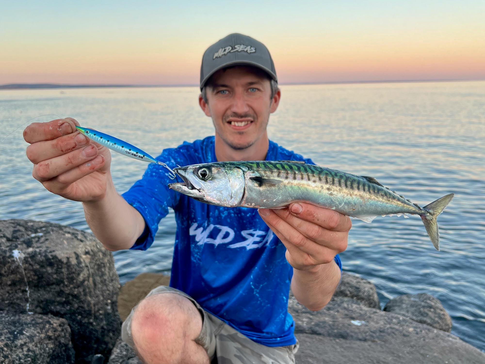 Catching Mackerel using a Fish Nugz Slayer Cast Metal Fishing Jig