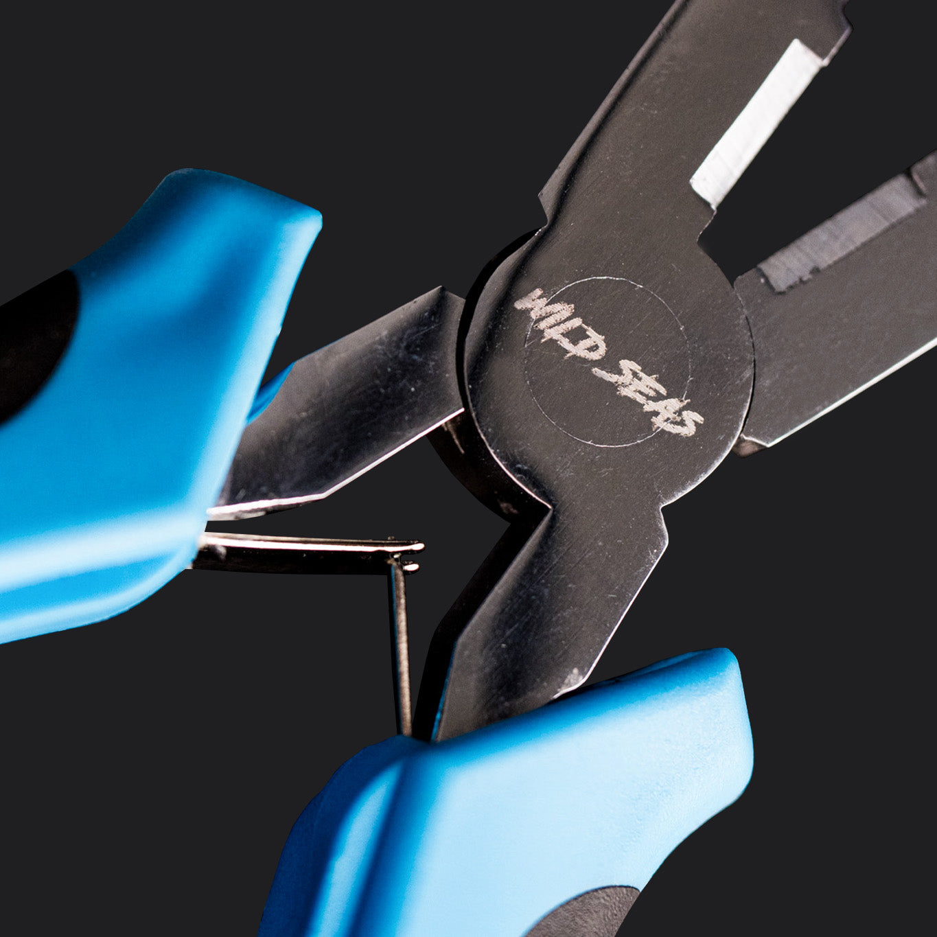 Wild Seas Big Game Pliers with spring-loaded handles