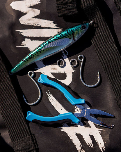 Wild Seas Big Game Pliers for opening big split rings when rigging topwater lures