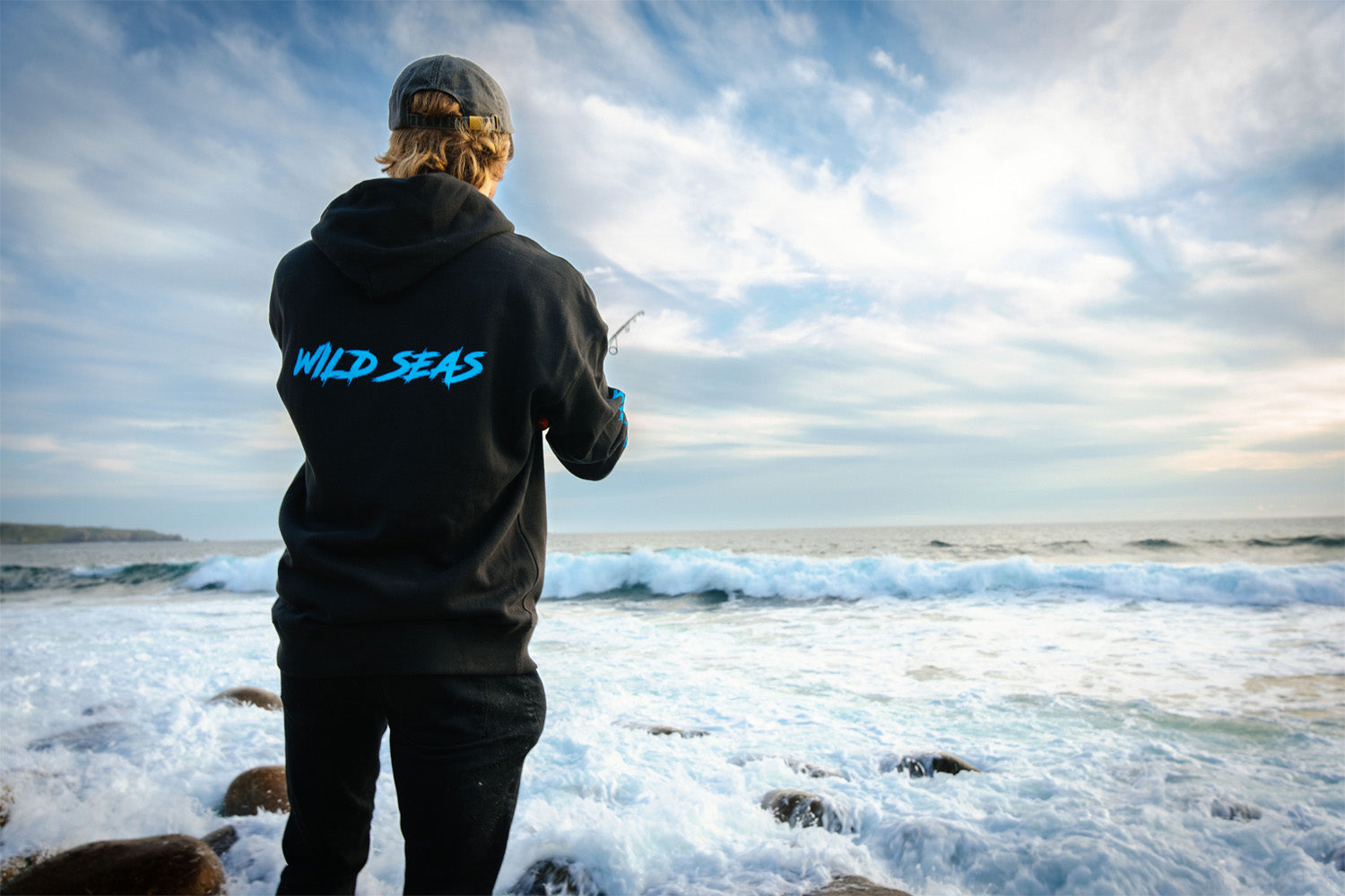 Wild Seas Classic Logo Hoodie Oversized Fit